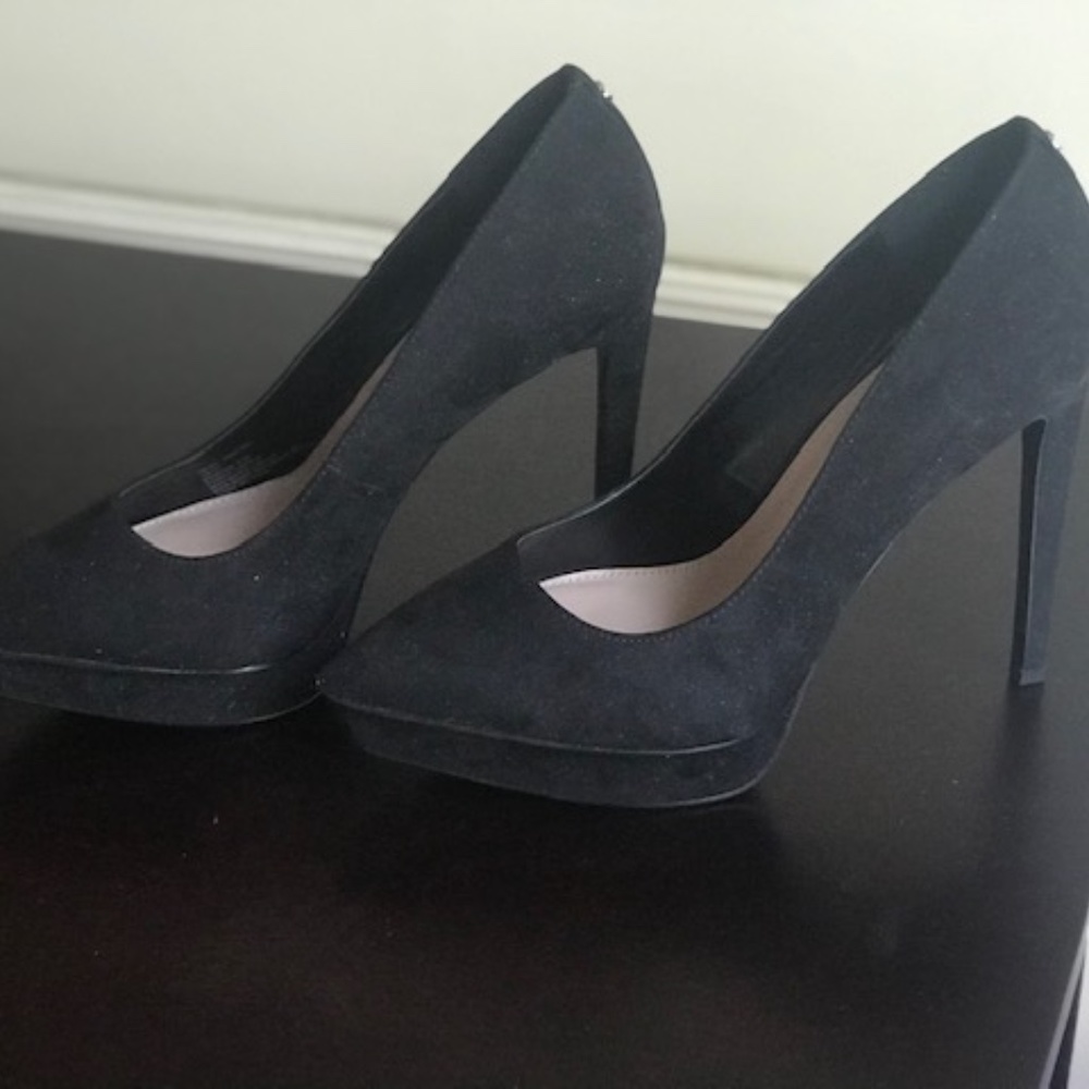 Bcbgeneration V-Tip Platform Heels - image 4